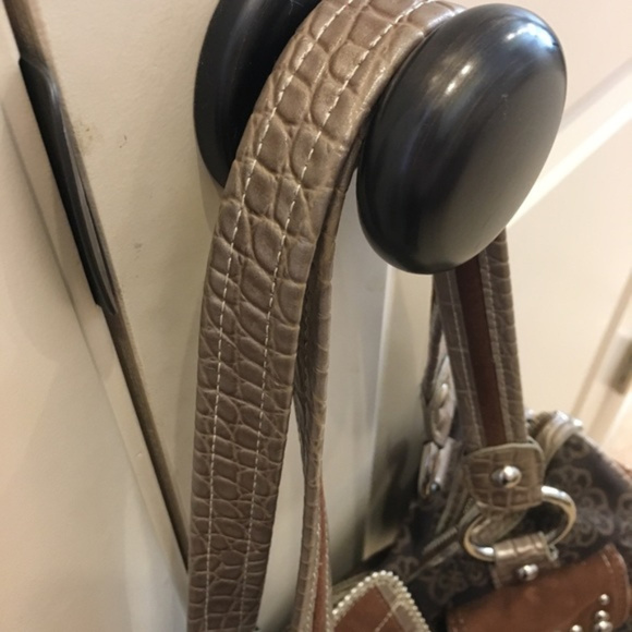 Kathy Van Zeeland satchel - Picture 6 of 7